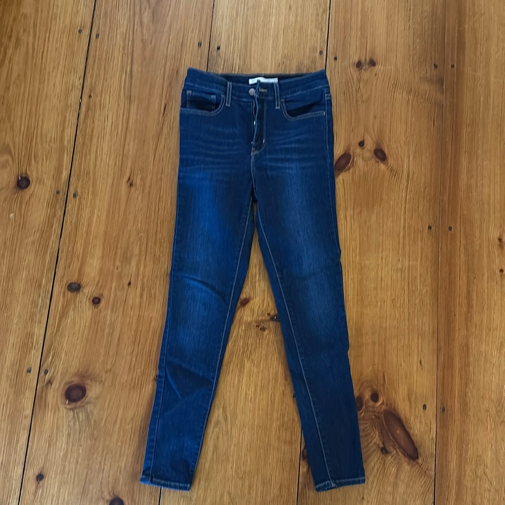 Levi jeans